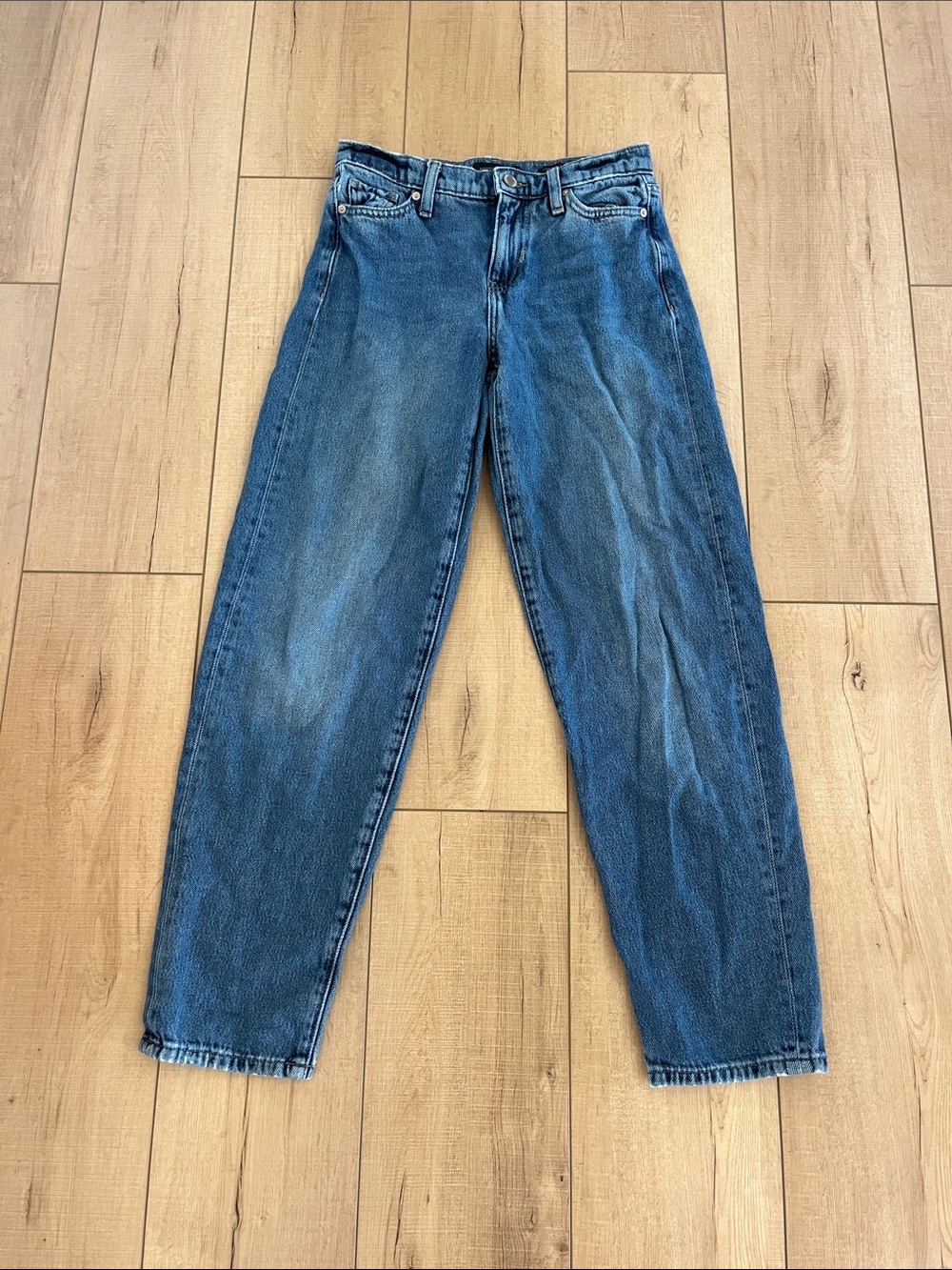 Banana Republic Medium Blue High-Rise Barrel Fit Jeans